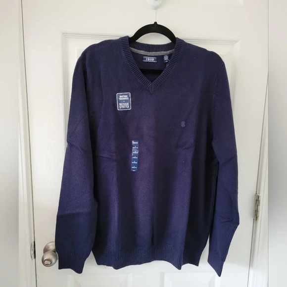 Izod Classic-Fit V-Neck Sweater NWT - Picture 2 of 5